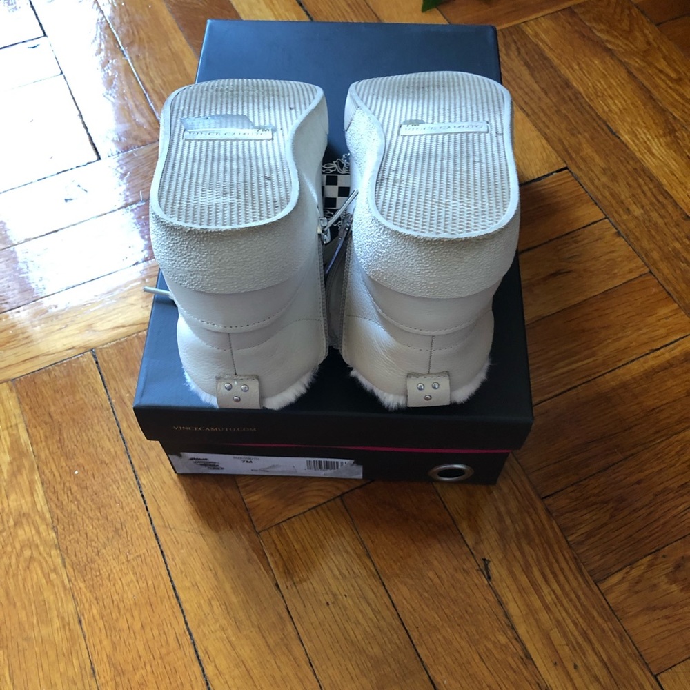 Vince Camuto Sneakers - Picture 8 of 8
